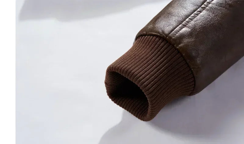 Jaqueta de Couro com Zíper e Capuz Noir